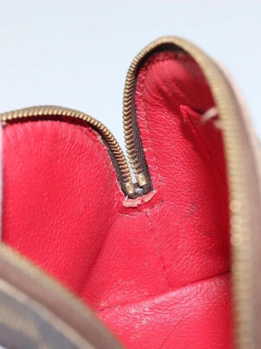 LOUIS VUITTON Damier Ebene Pochette Cosmetic PM Pouch - Picture 14 of 16